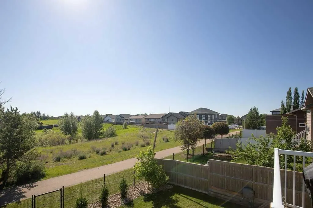 109 Ash Close Blackfalds AB T4M 0H9