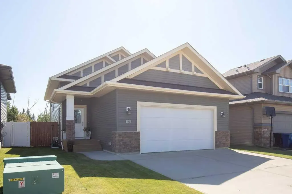 109 Ash Close Blackfalds AB T4M 0H9