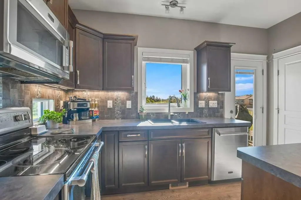 109 Ash Close Blackfalds AB T4M 0H9