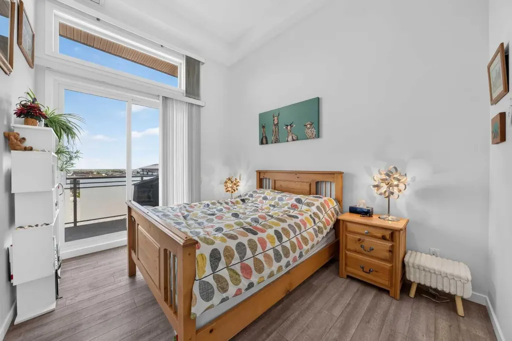 11 Mahogany Circle SE Calgary AB T3M 1N4
