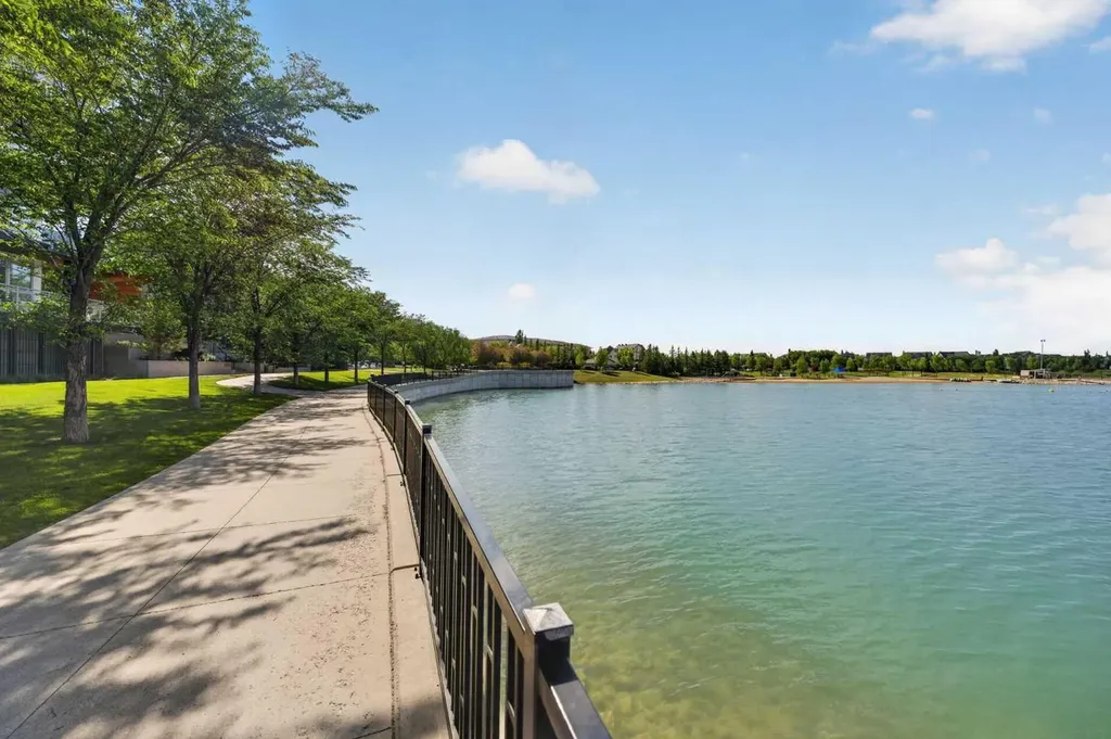 11 Mahogany Circle SE Calgary AB T3M 1N4