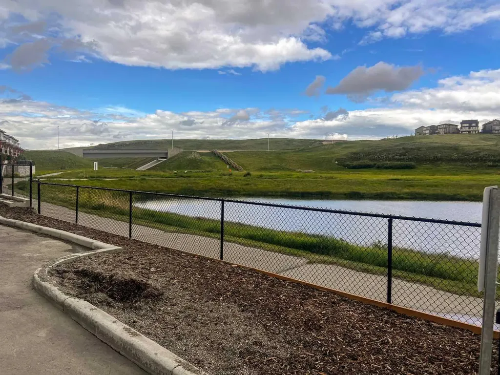 15 Sage Meadows Landing NW Calgary AB T3P 1E5