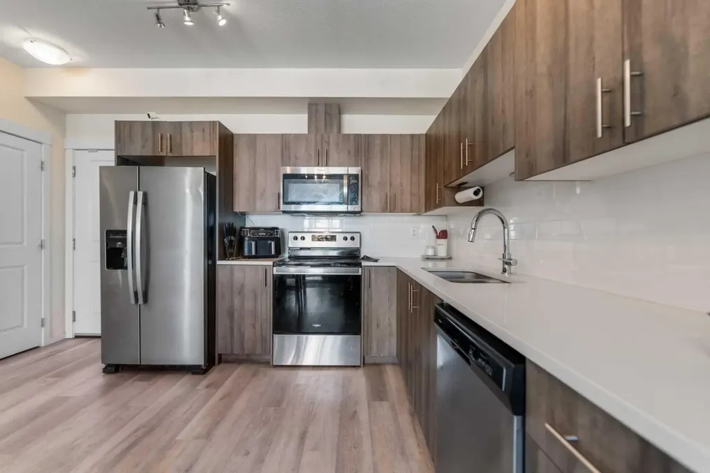 15 Sage Meadows Landing NW Calgary AB T3P 1E5