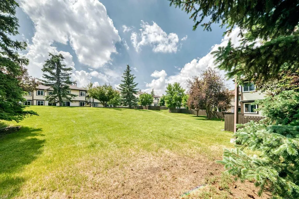115 Bergen Road NW Calgary AB T3K 1P2