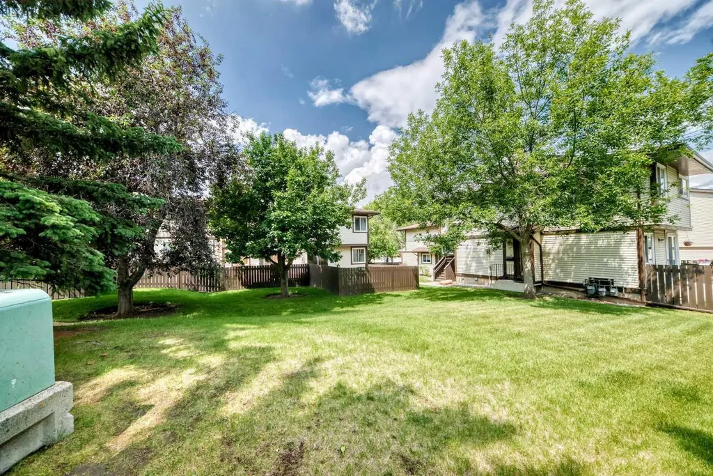 115 Bergen Road NW Calgary AB T3K 1P2