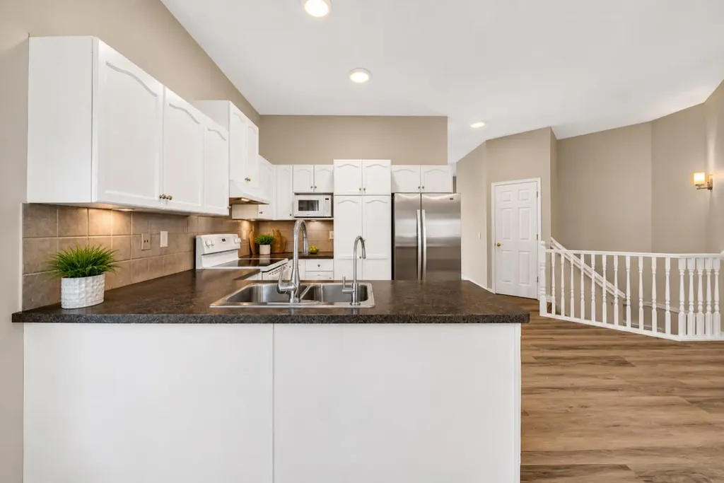72 Prestwick Pond Terrace SE Calgary AB T2Z 3Z7