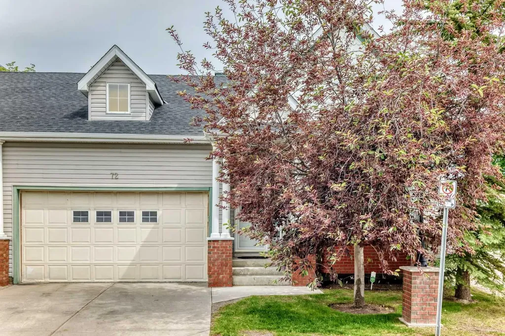 72 Prestwick Pond Terrace SE Calgary AB T2Z 3Z7
