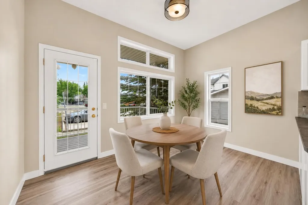 72 Prestwick Pond Terrace SE Calgary AB T2Z 3Z7