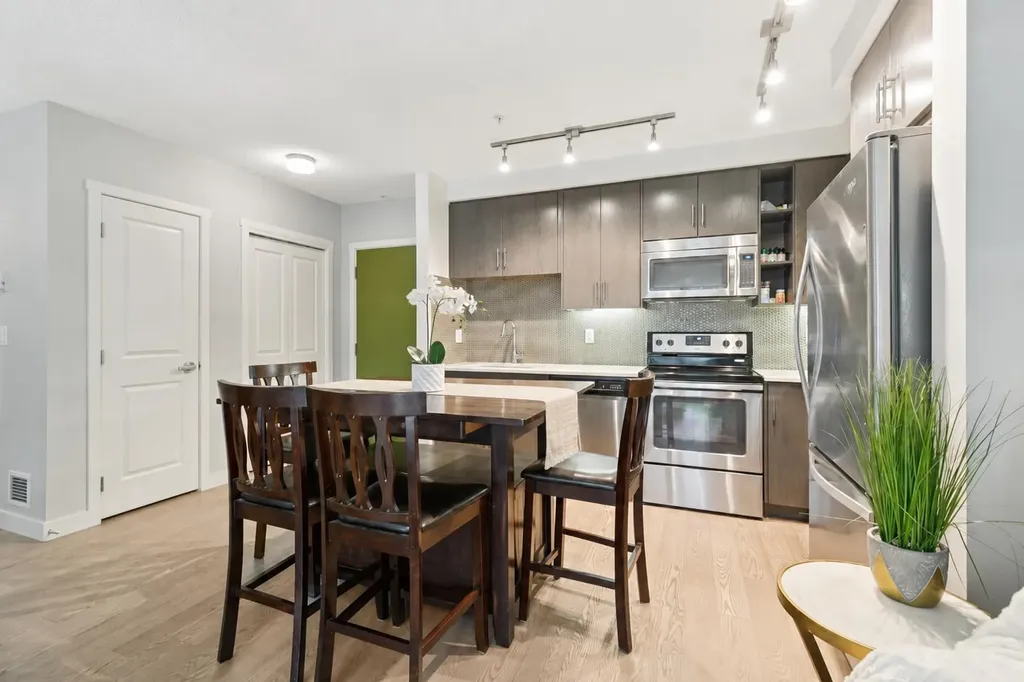25 Auburn Meadows Avenue SE Calgary AB T3M 2L3