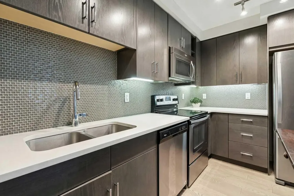 25 Auburn Meadows Avenue SE Calgary AB T3M 2L3