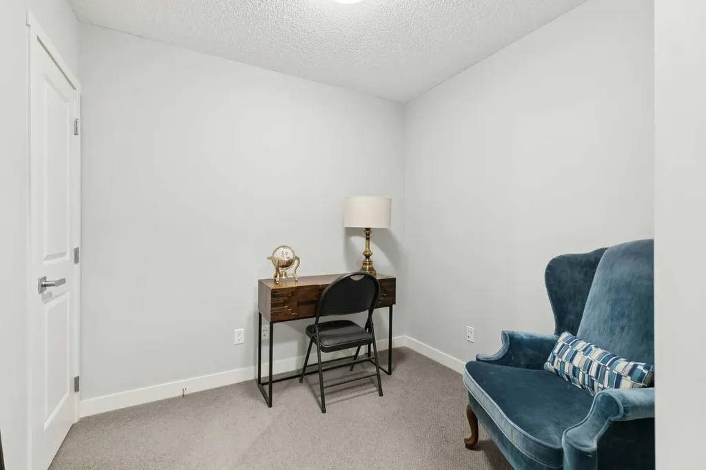 25 Auburn Meadows Avenue SE Calgary AB T3M 2L3