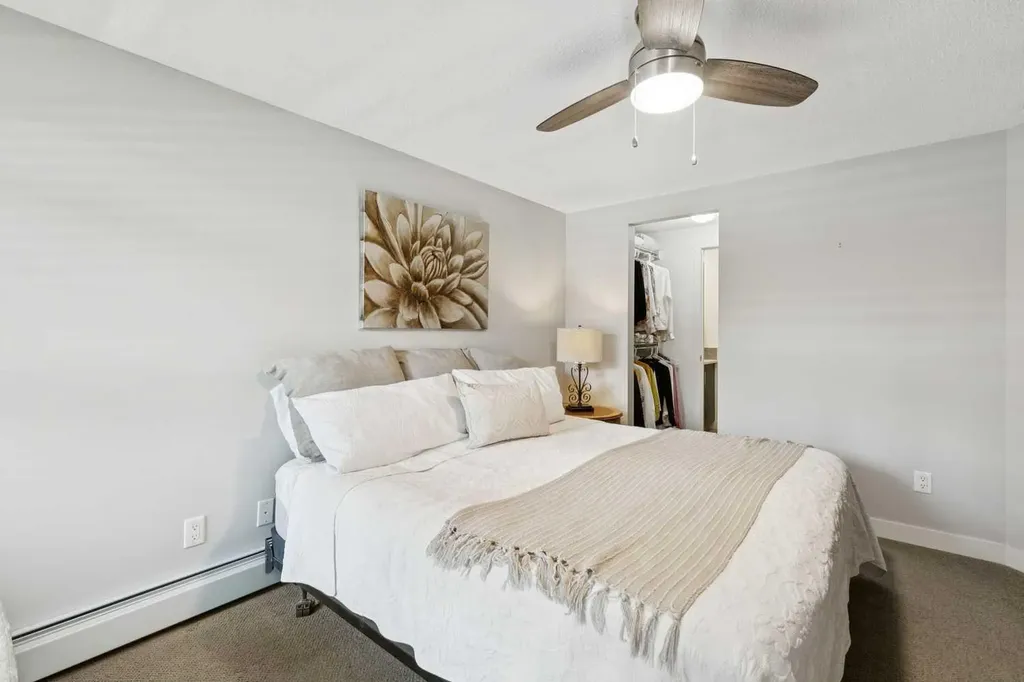 25 Auburn Meadows Avenue SE Calgary AB T3M 2L3