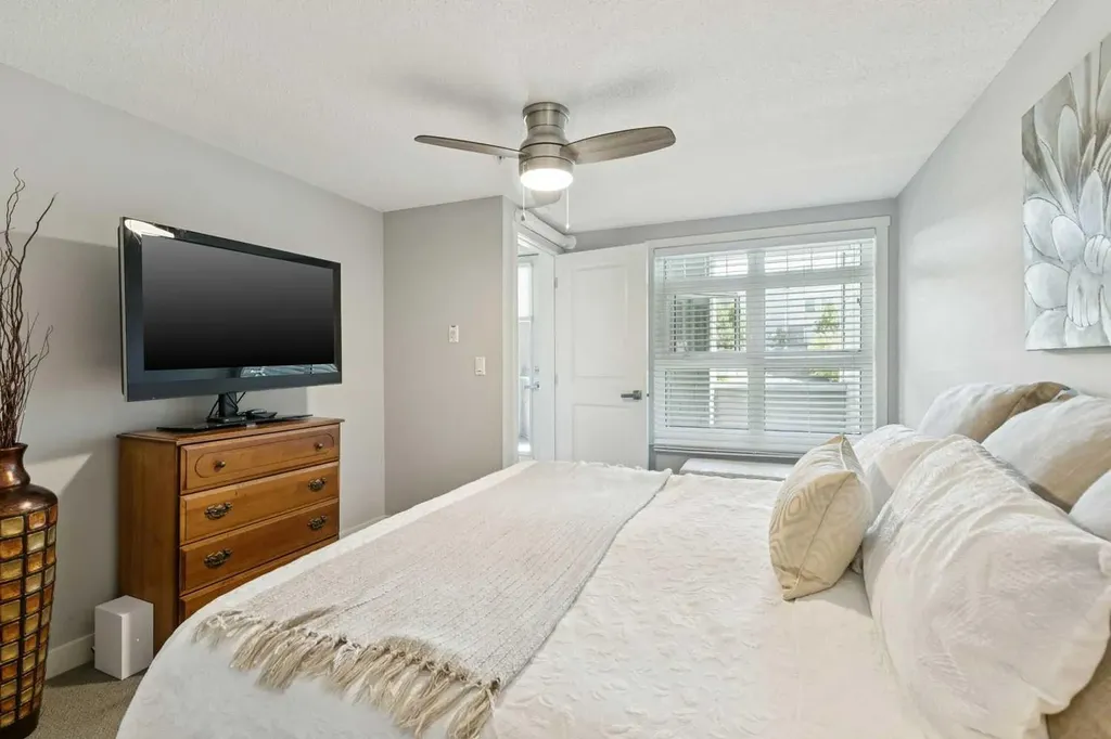25 Auburn Meadows Avenue SE Calgary AB T3M 2L3