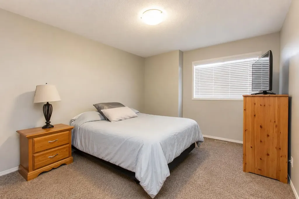 5542 Prairie Ridge Avenue Blackfalds AB T4M 0C2