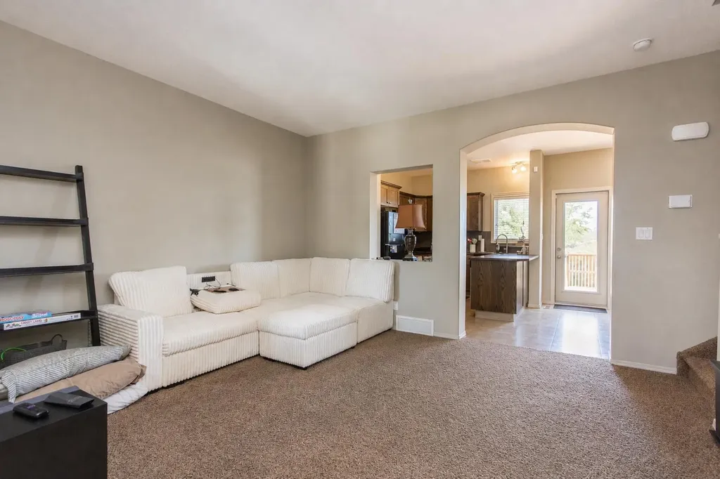 5542 Prairie Ridge Avenue Blackfalds AB T4M 0C2