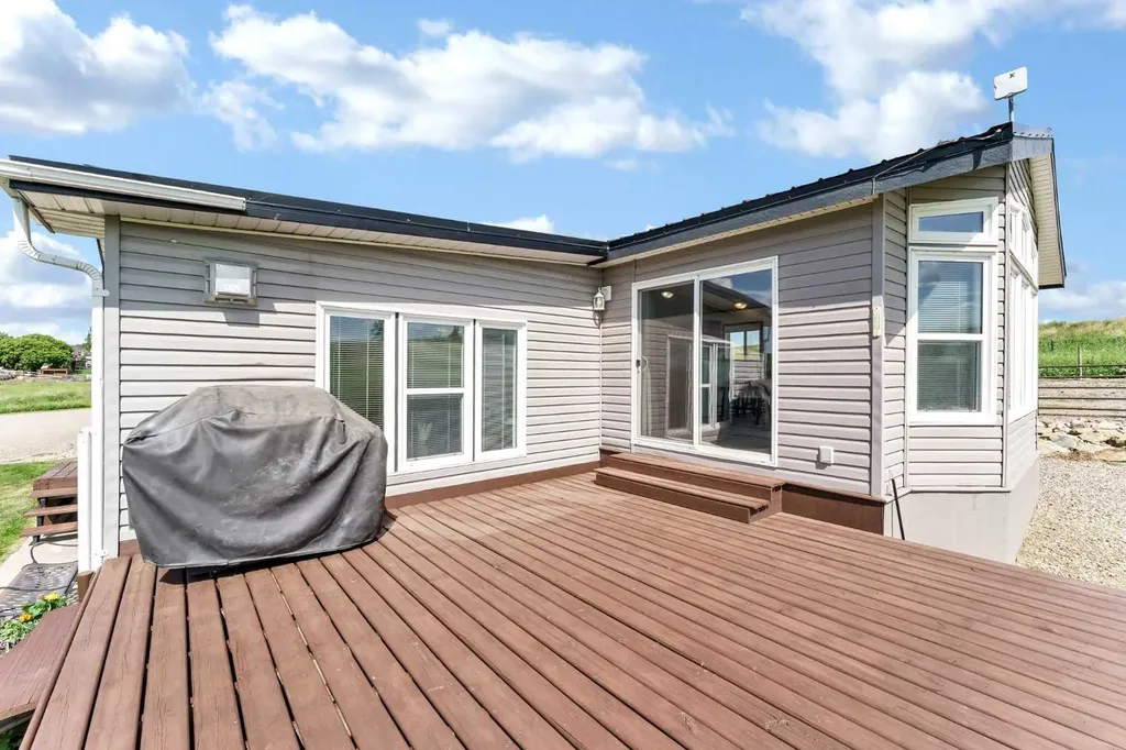 7308 Township Road 124 Rural Cypress County AB T1B 0K9