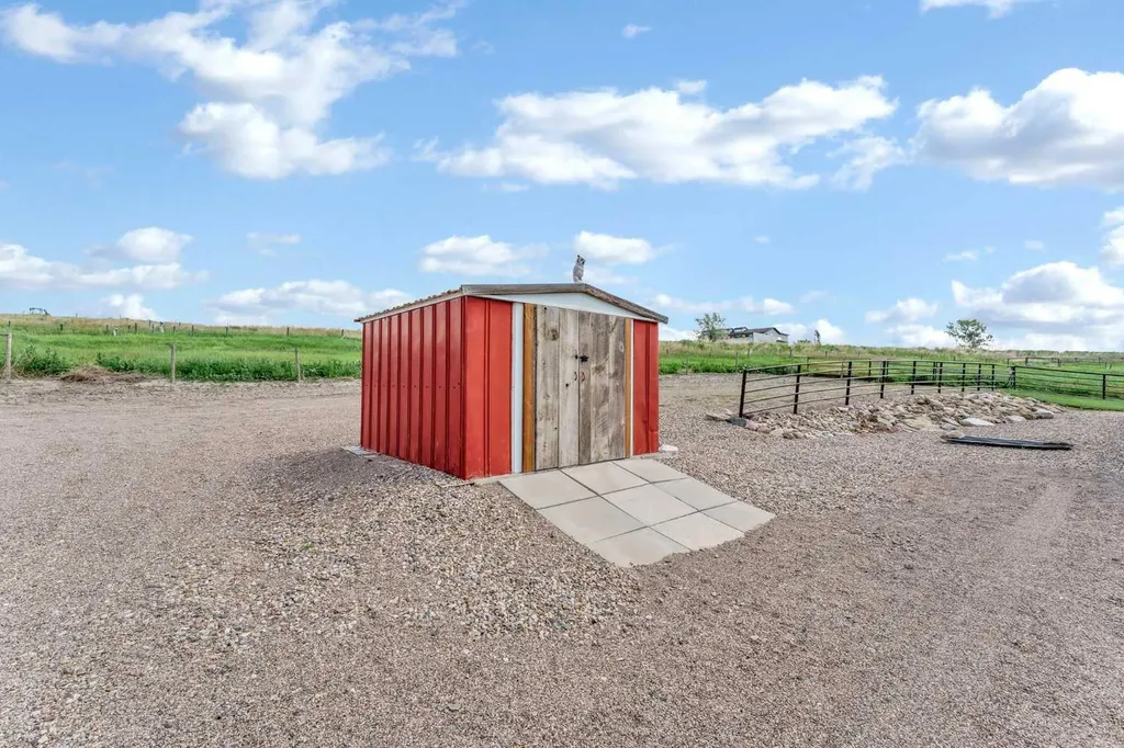 7308 Township Road 124 Rural Cypress County AB T1B 0K9