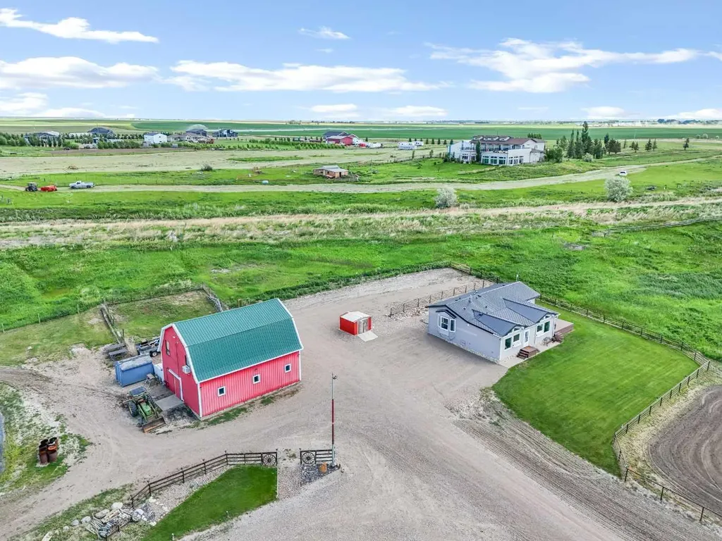 7308 Township Road 124 Rural Cypress County AB T1B 0K9