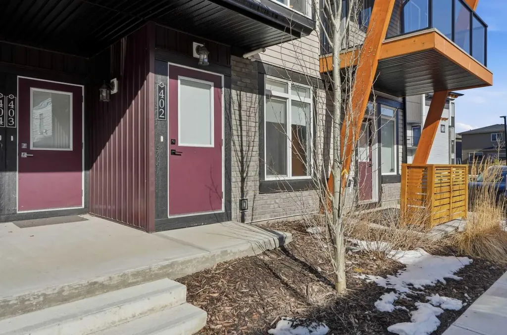 10060 46 Street NE Calgary AB T3J2H8