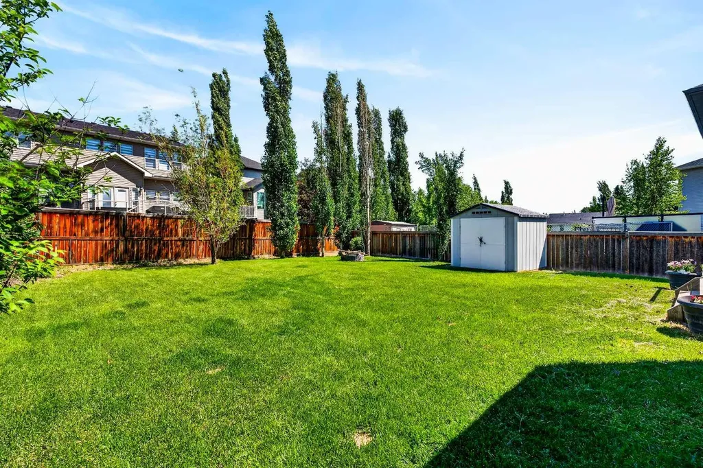 444 Rainbow Falls Way Chestermere AB T1X 1S6