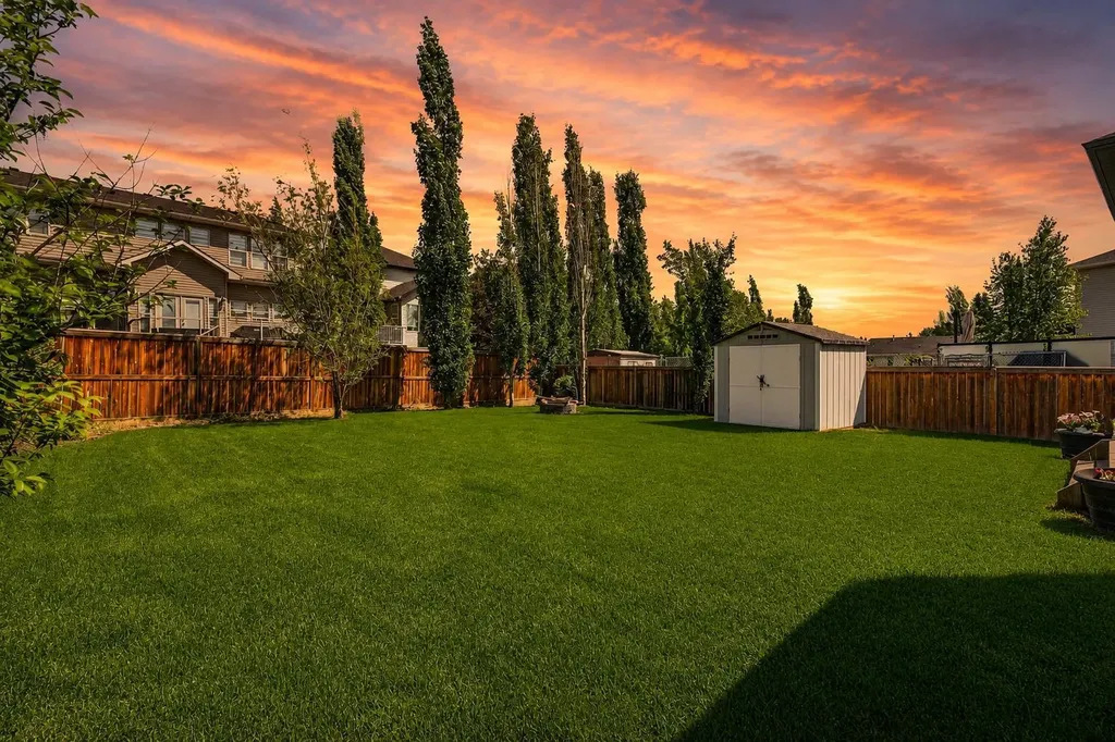 444 Rainbow Falls Way Chestermere AB T1X 1S6