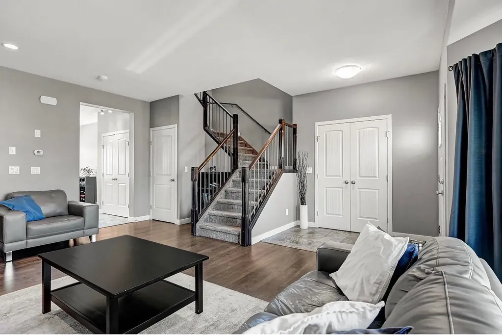 9409 88a Street Grande Prairie AB T8X 0H2