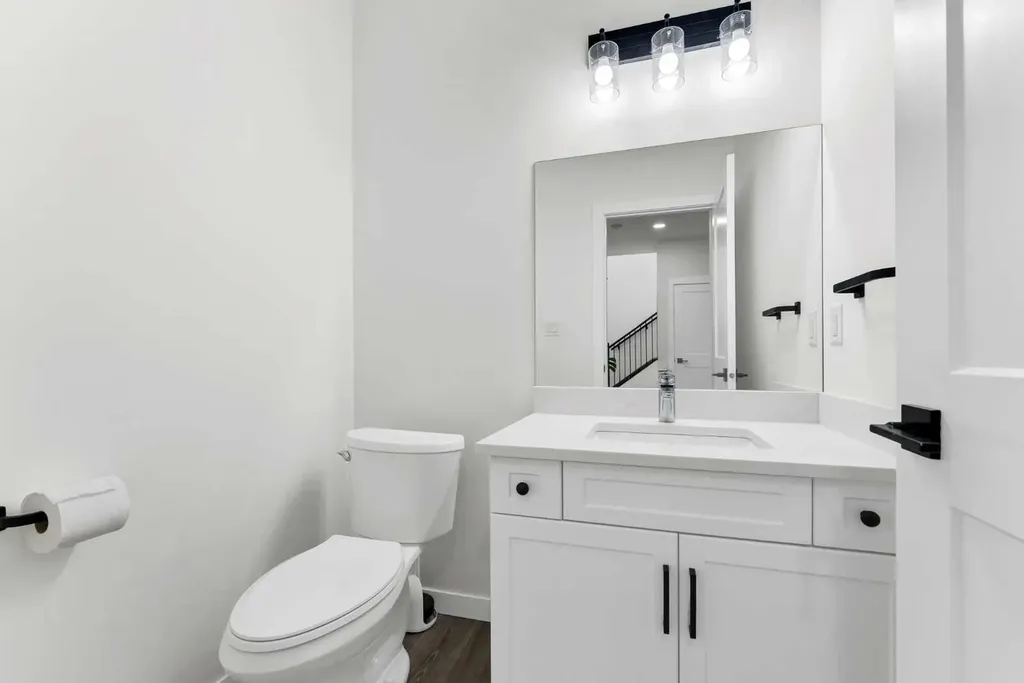 100 Somerside Way SE Medicine Hat AB T1B0M2