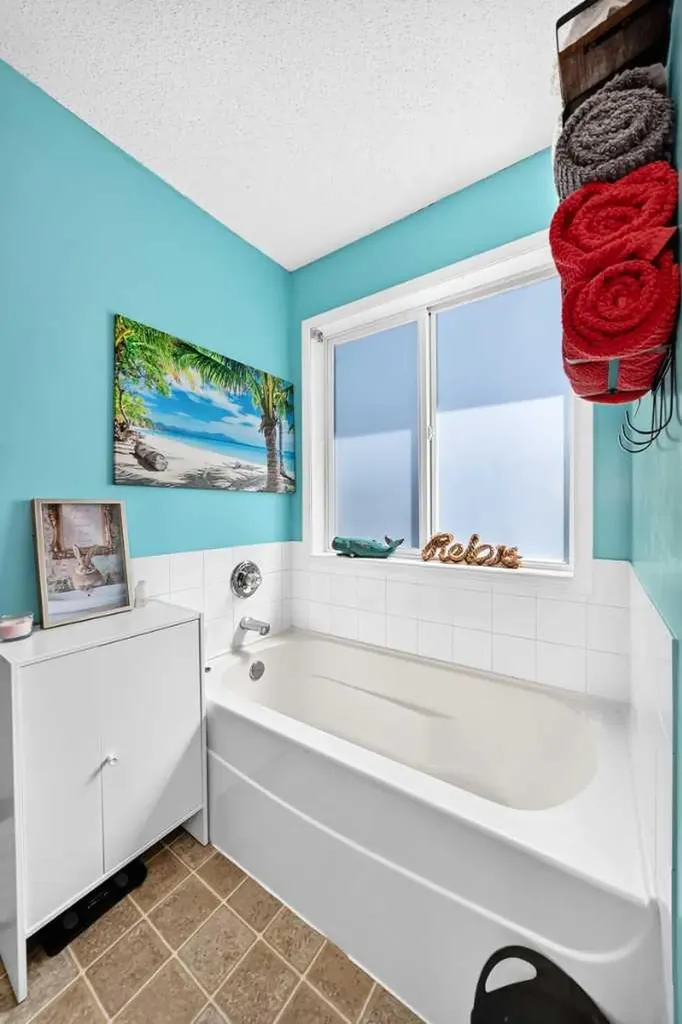 127 Cramond Place SE Calgary AB T3M 1C3