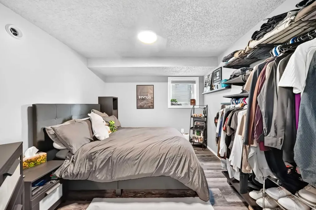 127 Cramond Place SE Calgary AB T3M 1C3
