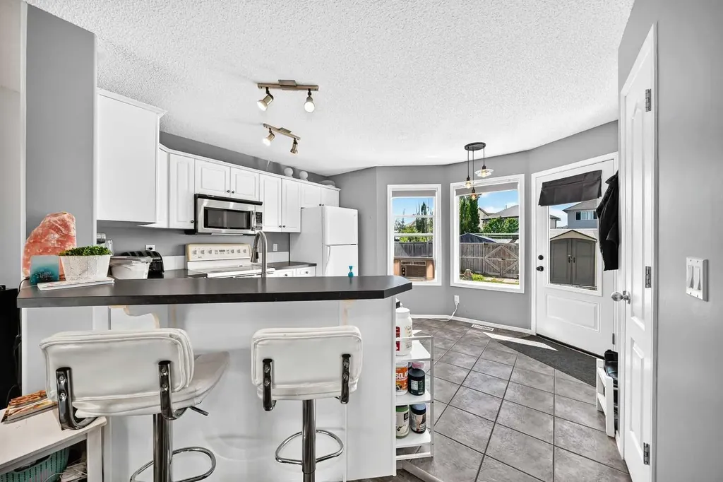 127 Cramond Place SE Calgary AB T3M 1C3