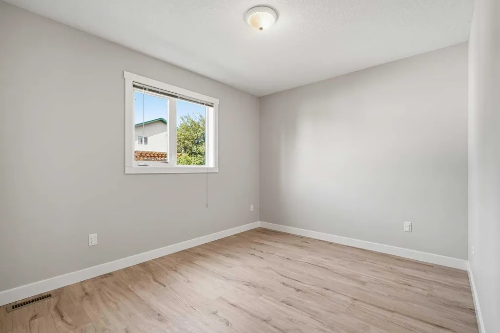 5408 52a Street Eckville AB T0M 0X0