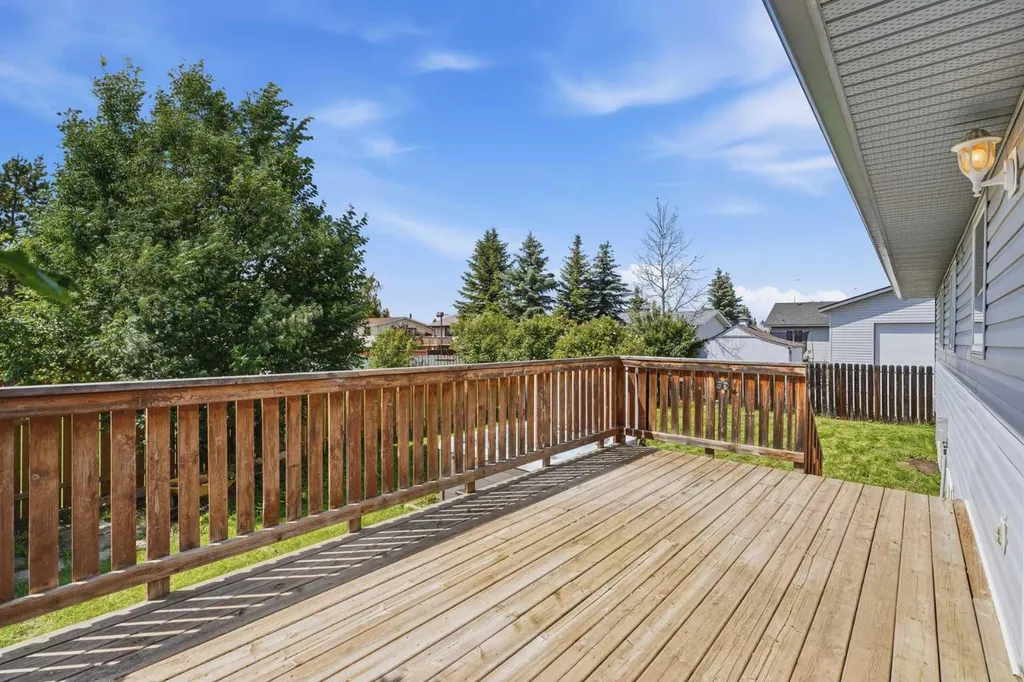 5408 52a Street Eckville AB T0M 0X0