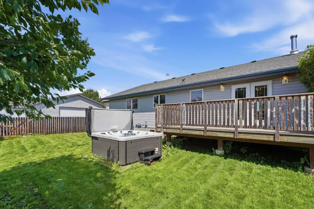 5408 52a Street Eckville AB T0M 0X0