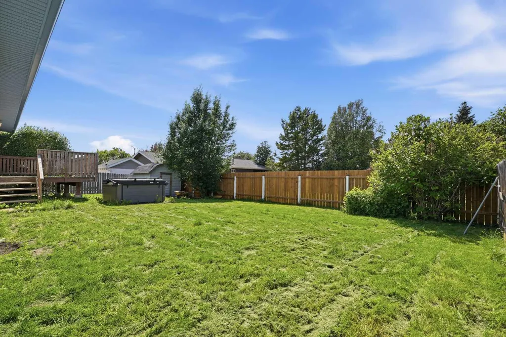 5408 52a Street Eckville AB T0M 0X0