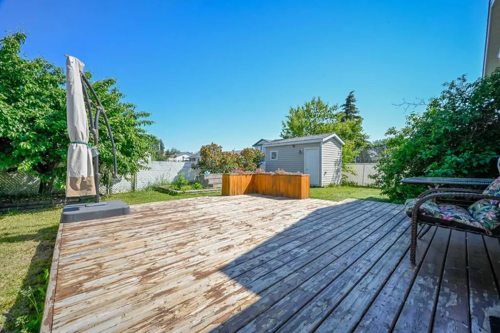 9110 107 Avenue Grande Prairie AB T8X1H9