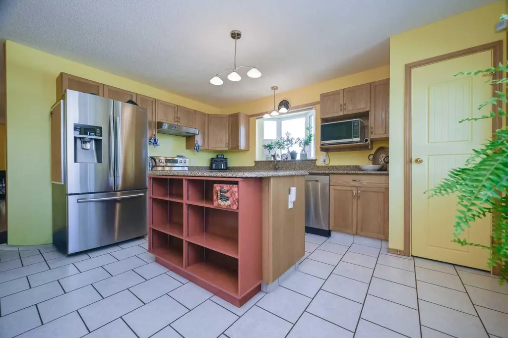 9110 107 Avenue Grande Prairie AB T8X1H9