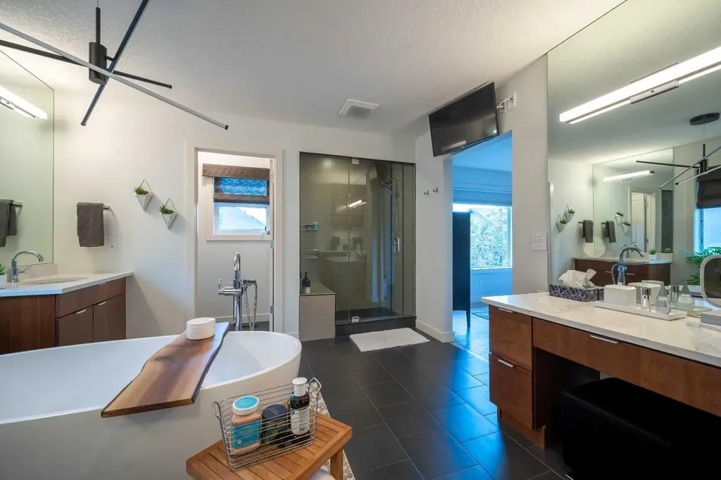 110 Auburn Glen Circle SE Calgary AB T3M 0K9