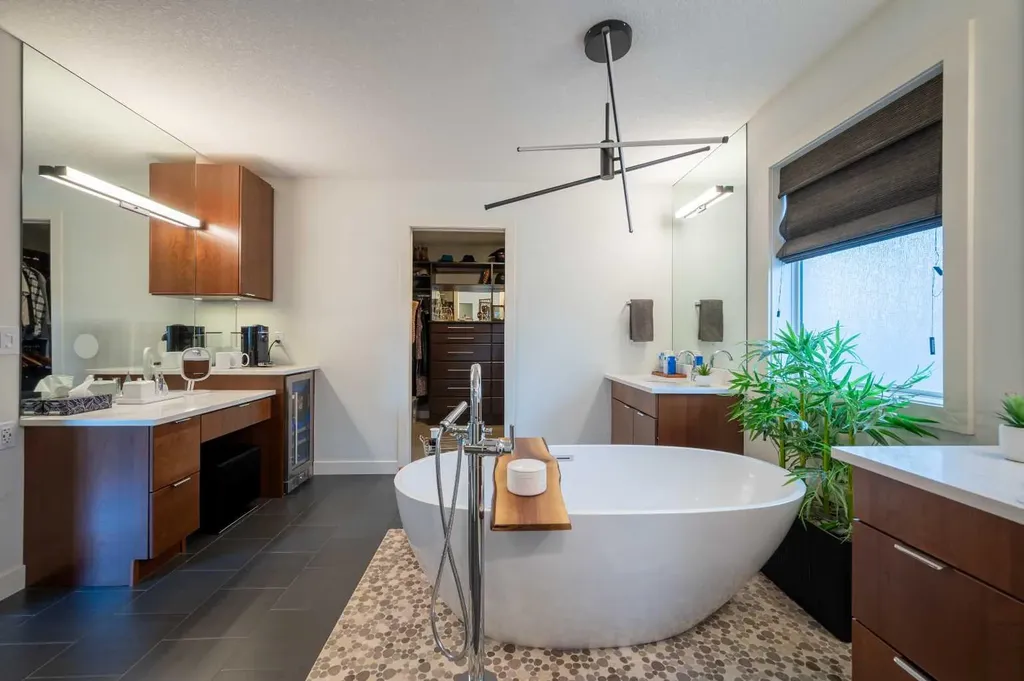 110 Auburn Glen Circle SE Calgary AB T3M 0K9
