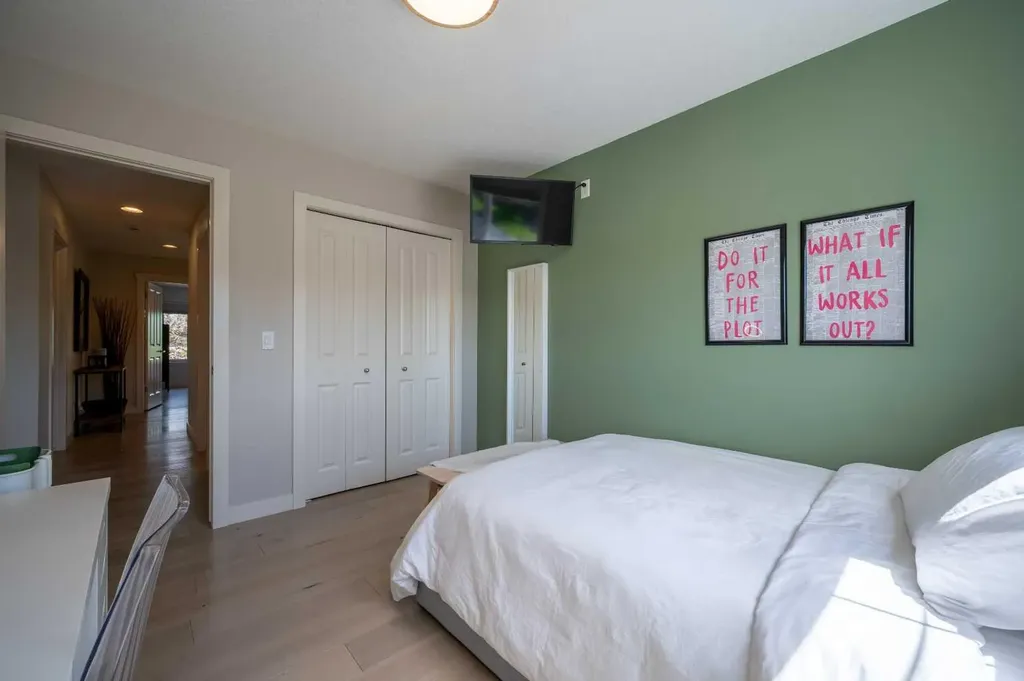 110 Auburn Glen Circle SE Calgary AB T3M 0K9