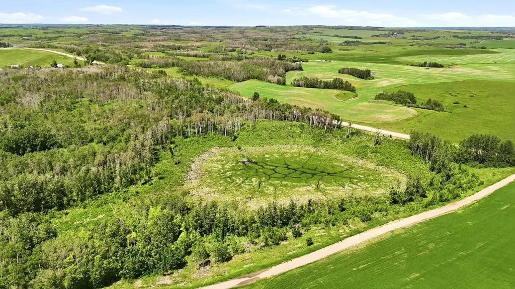 23221 Township Road 394 Rural Lacombe County AB T0C 0B0