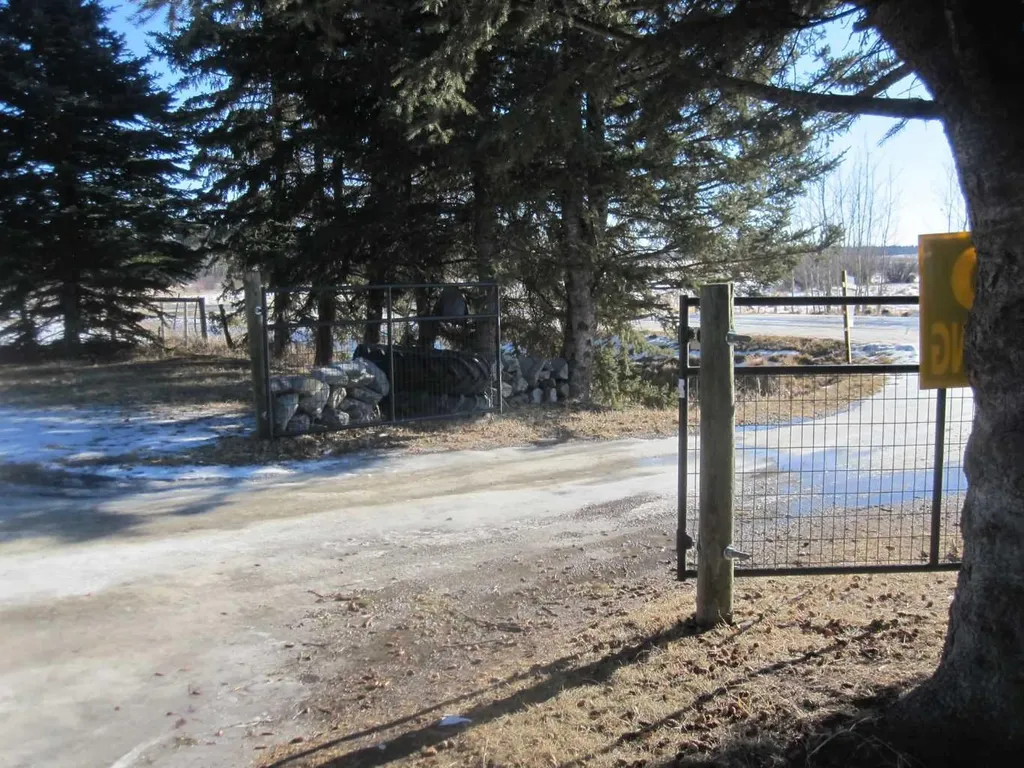 3432 Township Road 360 Rural Red Deer County AB T4G 0N2