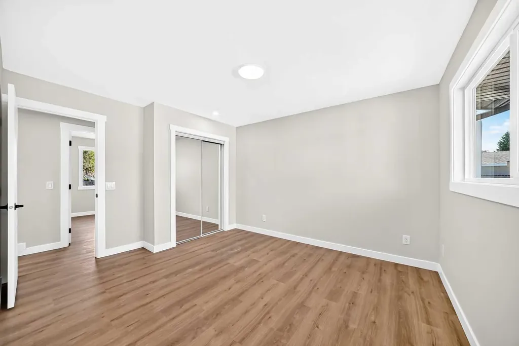 704 Malvern Drive NE Calgary AB T2A 6B7