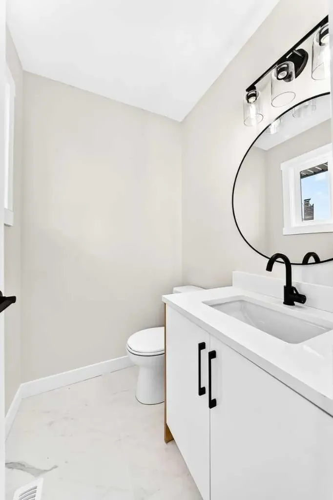 704 Malvern Drive NE Calgary AB T2A 6B7