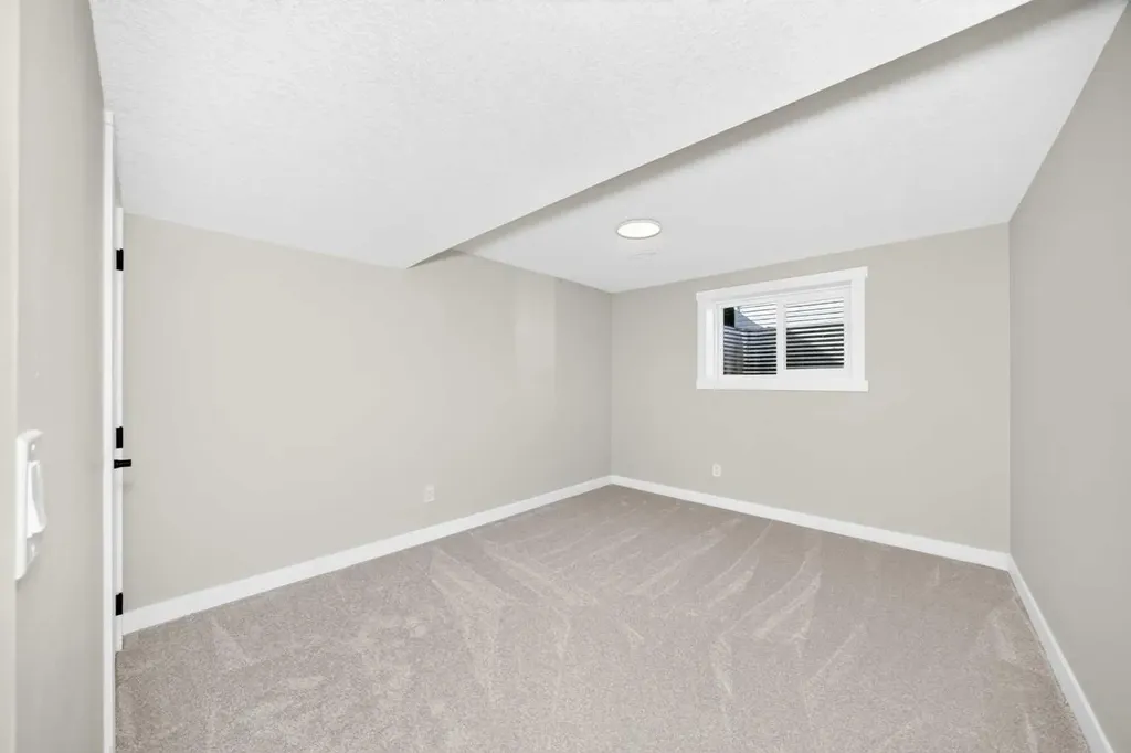 704 Malvern Drive NE Calgary AB T2A 6B7