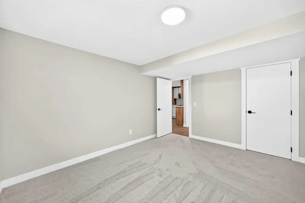 704 Malvern Drive NE Calgary AB T2A 6B7