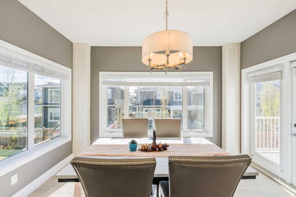 174 Aspen Vista Way SW Calgary AB T3H 0Y8