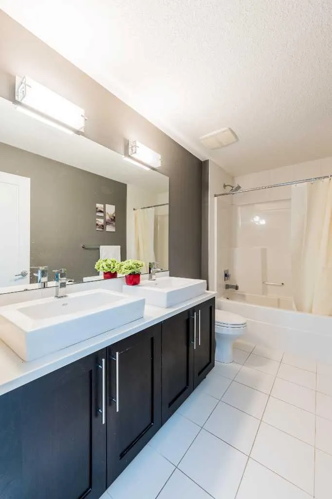 174 Aspen Vista Way SW Calgary AB T3H 0Y8