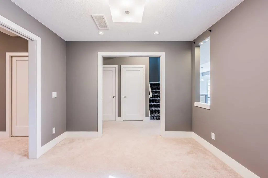 174 Aspen Vista Way SW Calgary AB T3H 0Y8