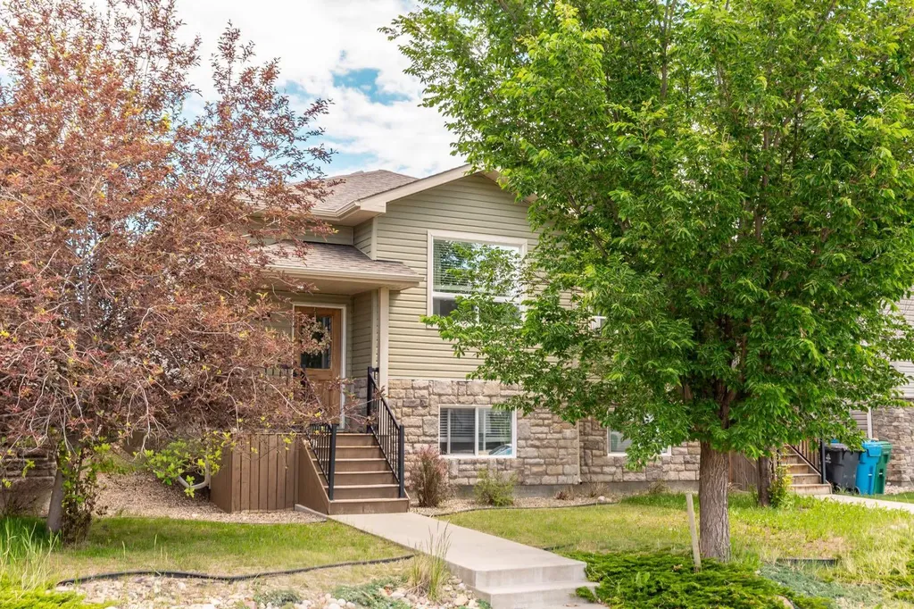 113 Mount Sundial Court W Lethbridge AB T1J 1J1