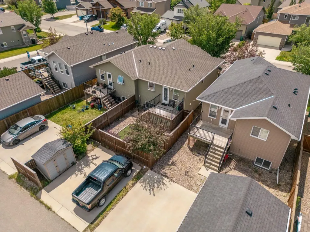 113 Mount Sundial Court W Lethbridge AB T1J 1J1